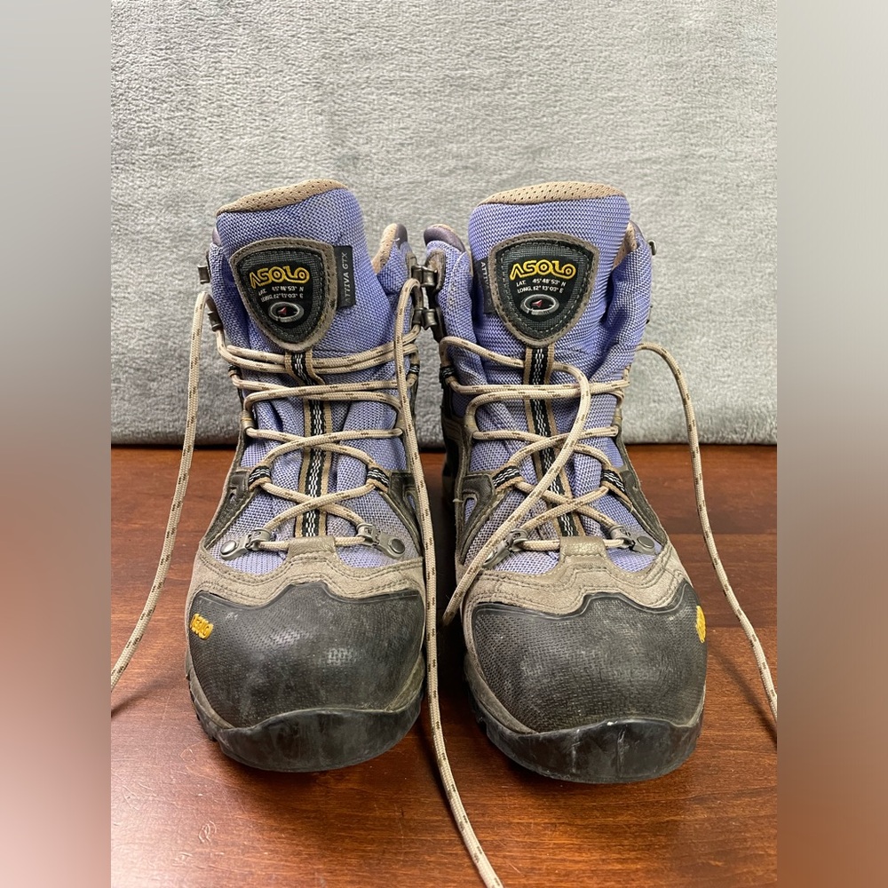Asolo Hiking Boots Lavender & Gray Suede & Gore Tex Womens USA Size 9 (no sz Tag